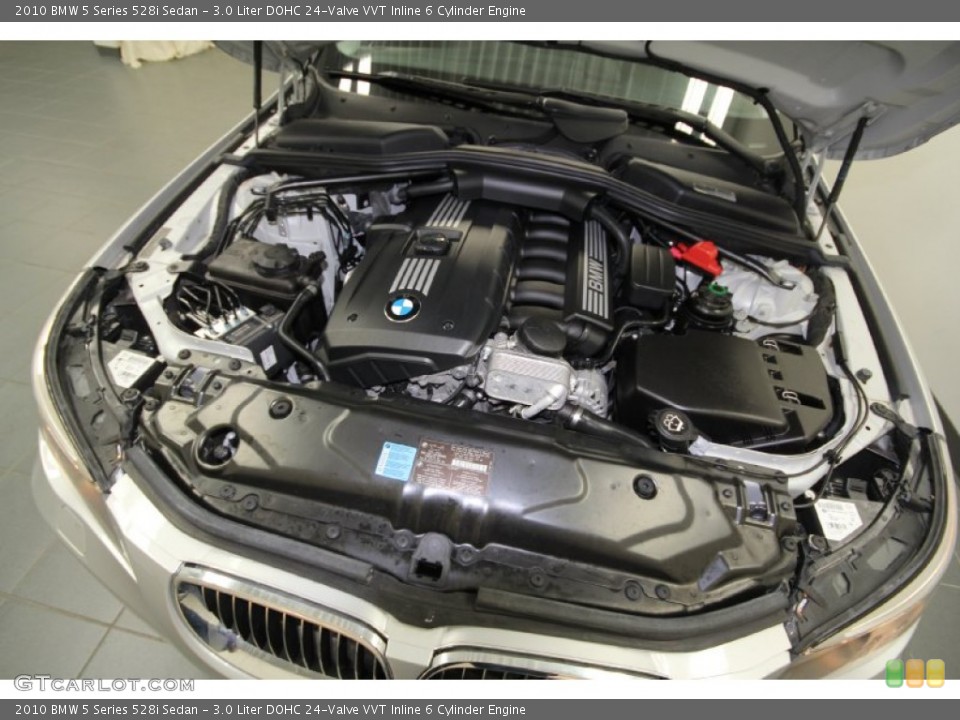 3.0 Liter DOHC 24-Valve VVT Inline 6 Cylinder Engine for the 2010 BMW 5 Series #61372680