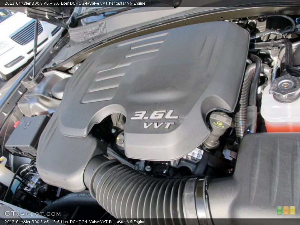 3.6 Liter DOHC 24-Valve VVT Pentastar V6 Engine for the 2012 Chrysler 300 #61447407