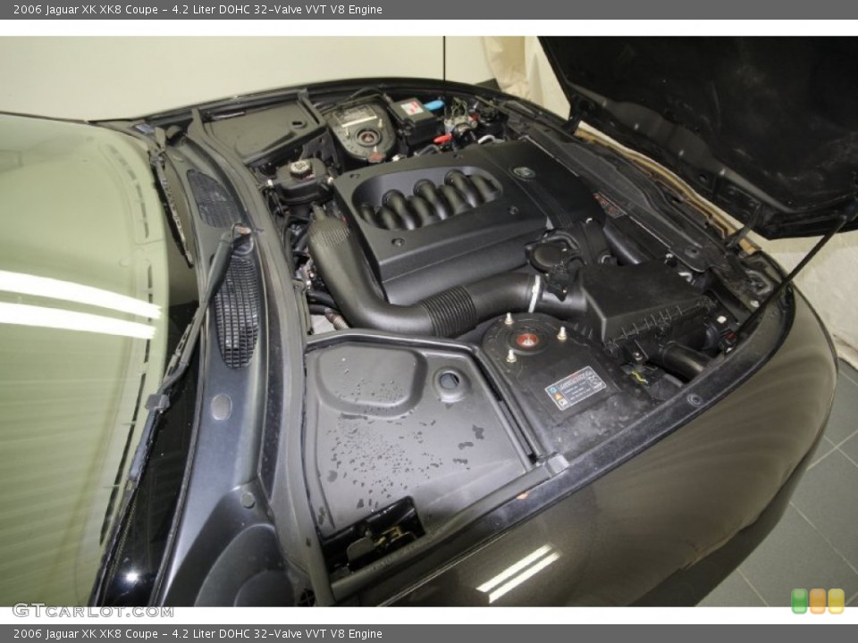 4.2 Liter DOHC 32-Valve VVT V8 Engine for the 2006 Jaguar XK #61514959
