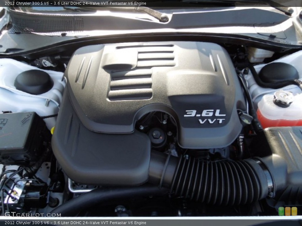 3.6 Liter DOHC 24-Valve VVT Pentastar V6 Engine for the 2012 Chrysler 300 #61589001