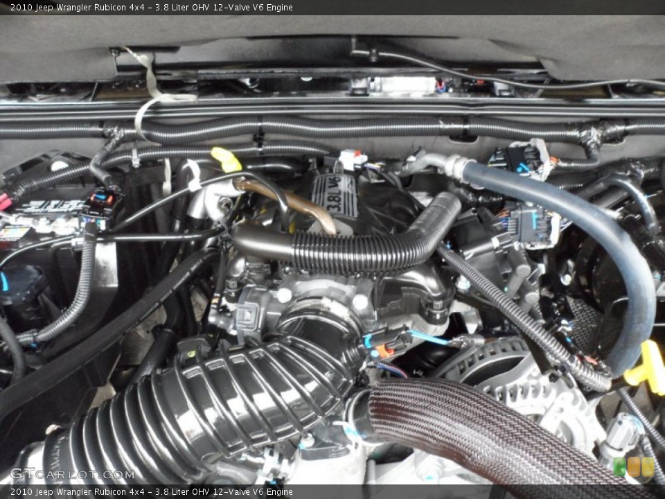 3.8 Liter OHV 12-Valve V6 Engine for the 2010 Jeep Wrangler #61643072