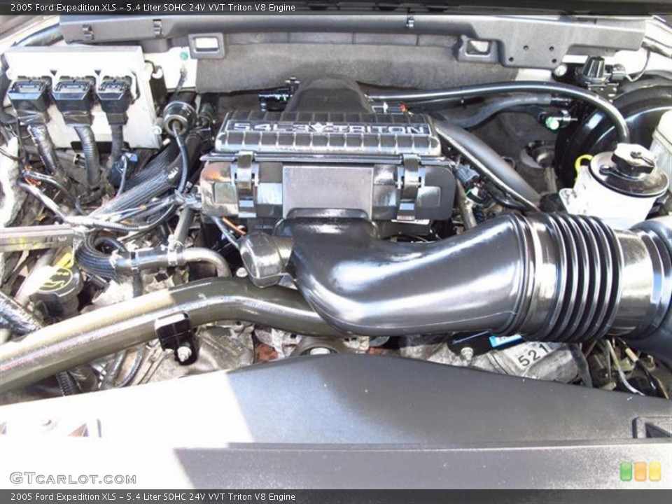 5.4 Liter SOHC 24V VVT Triton V8 Engine for the 2005 Ford Expedition #61731987