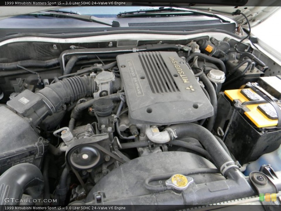 3.0 Liter SOHC 24-Valve V6 1999 Mitsubishi Montero Sport Engine