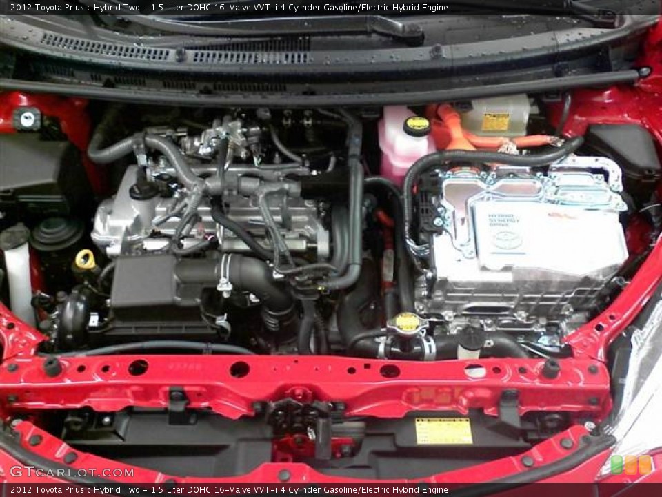 1.5 Liter DOHC 16-Valve VVT-i 4 Cylinder Gasoline/Electric Hybrid Engine for the 2012 Toyota Prius c #62170168