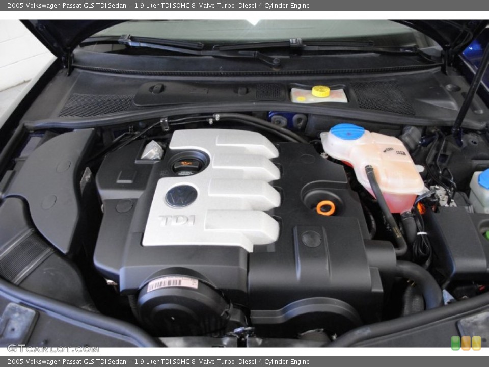 1.9 Liter TDI SOHC 8-Valve Turbo-Diesel 4 Cylinder Engine for the 2005 Volkswagen Passat #62213329