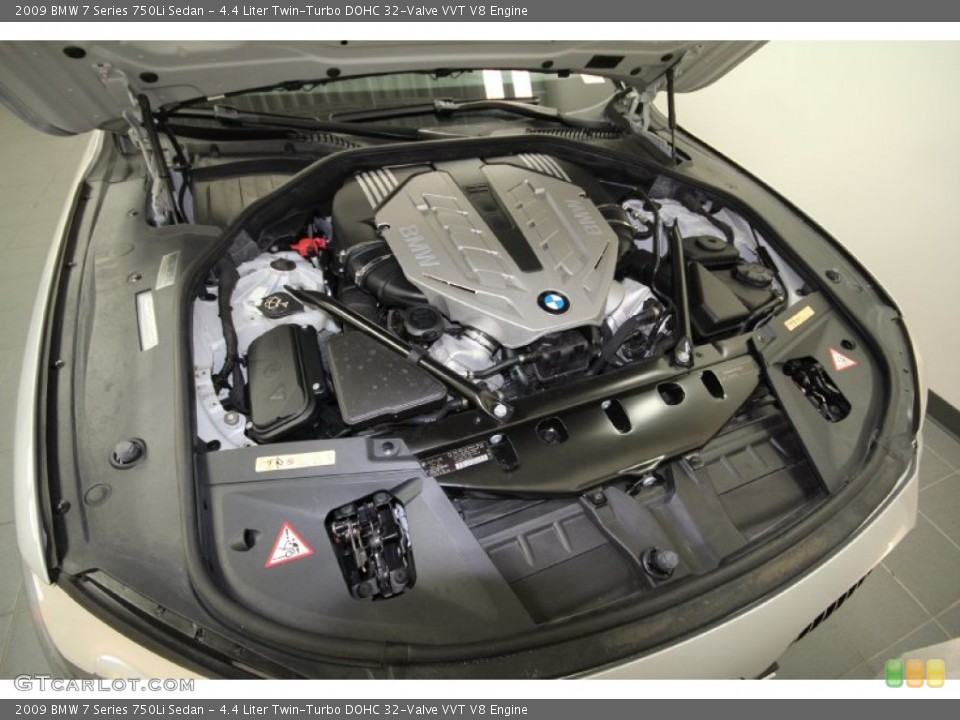 4.4 Liter Twin-Turbo DOHC 32-Valve VVT V8 Engine for the 2009 BMW 7 Series #62279776