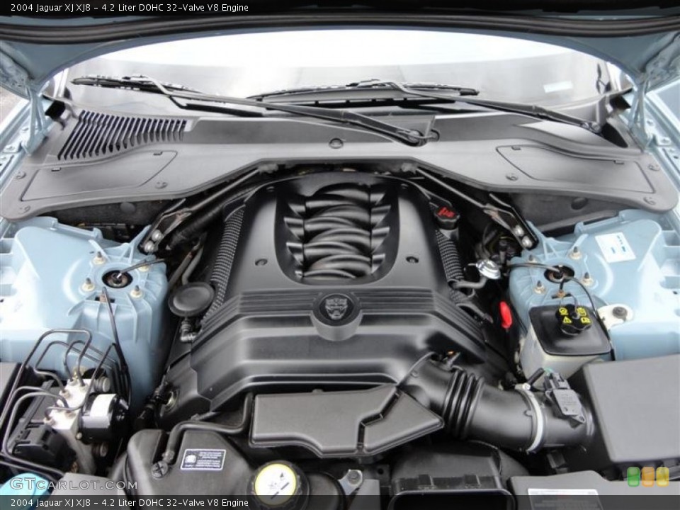 4.2 Liter DOHC 32-Valve V8 Engine for the 2004 Jaguar XJ #62334607