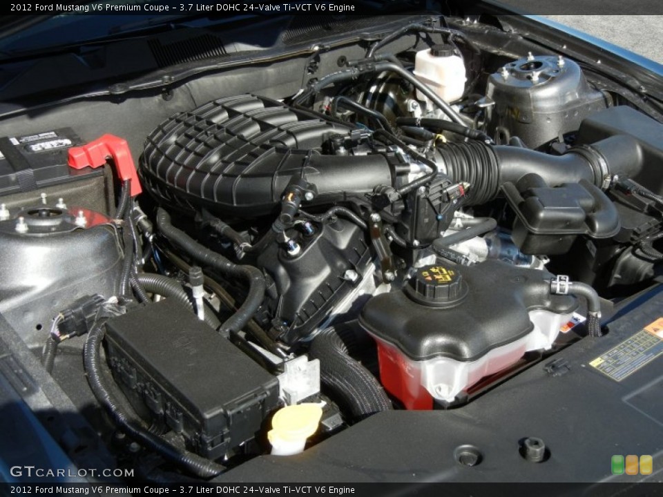 3.7 Liter DOHC 24-Valve Ti-VCT V6 Engine for the 2012 Ford Mustang #62387940