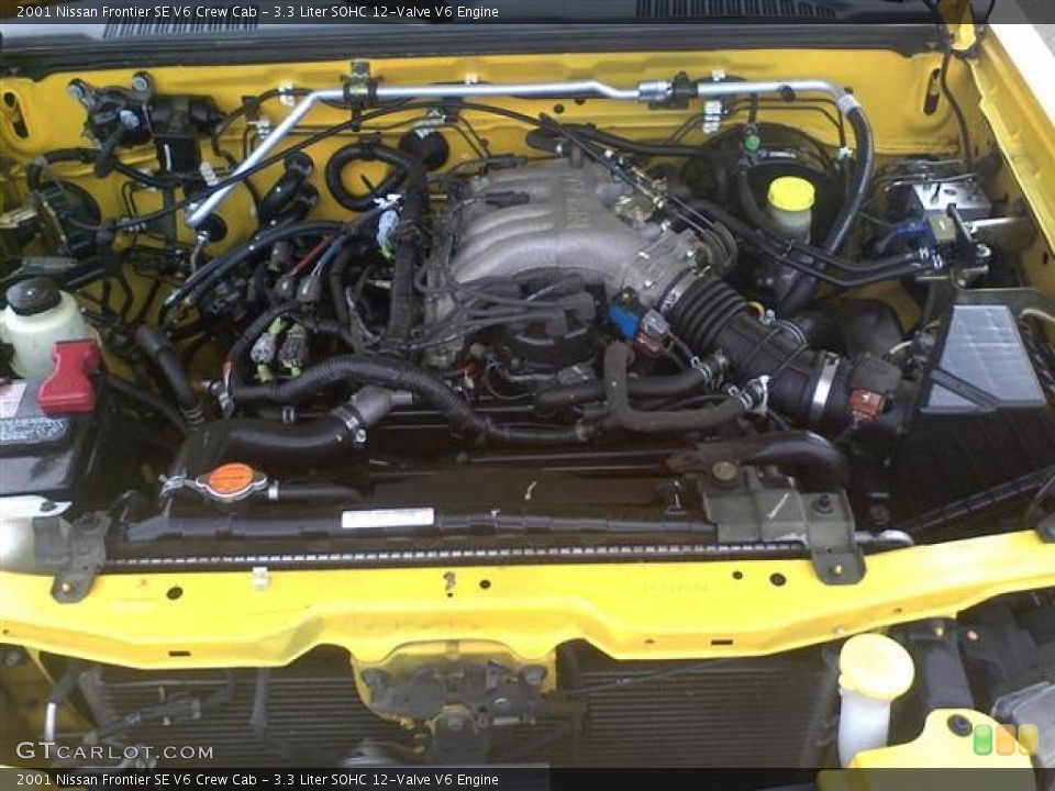 3.3 Liter SOHC 12-Valve V6 2001 Nissan Frontier Engine