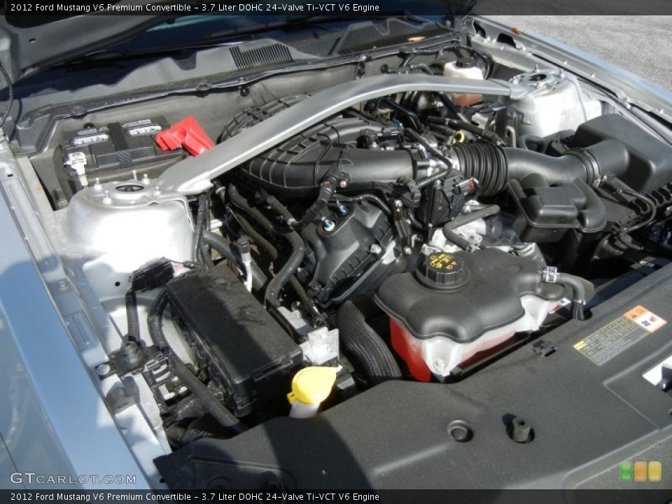 3.7 Liter DOHC 24-Valve Ti-VCT V6 Engine for the 2012 Ford Mustang #62730751