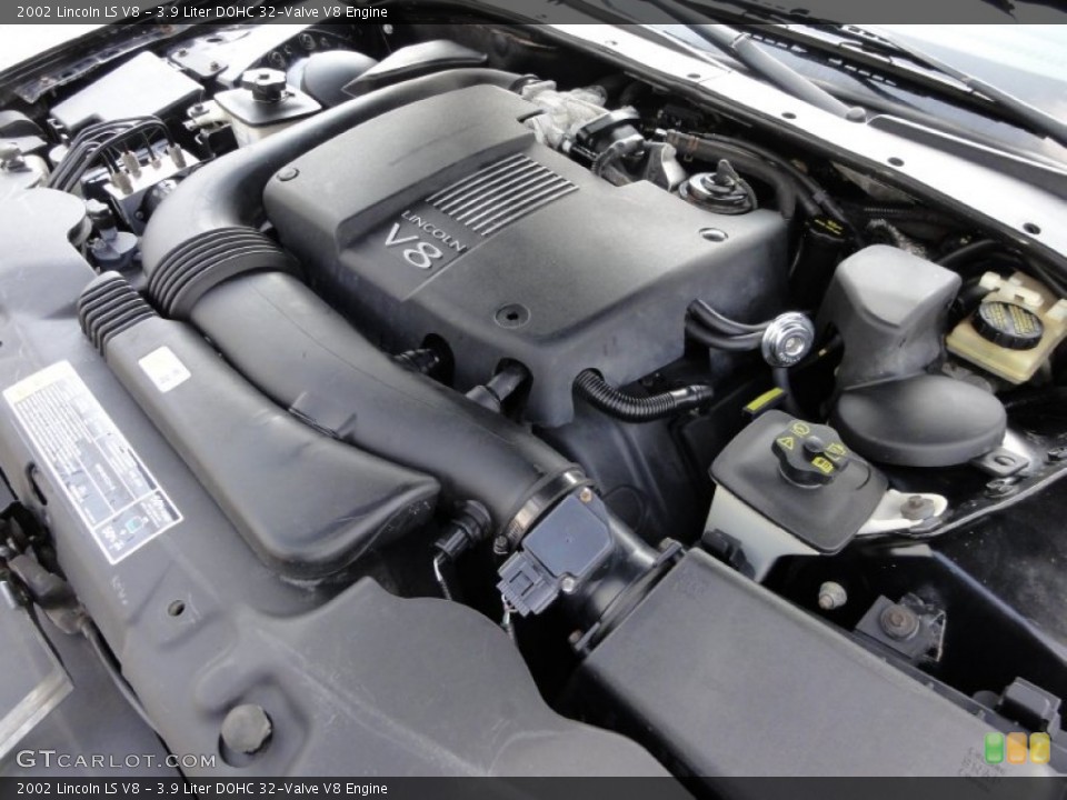3.9 Liter DOHC 32-Valve V8 Engine for the 2002 Lincoln LS #62740705