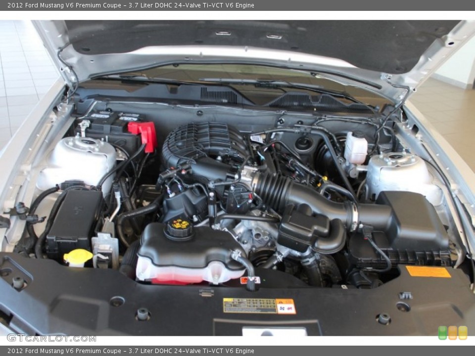 3.7 Liter DOHC 24-Valve Ti-VCT V6 Engine for the 2012 Ford Mustang #62875667