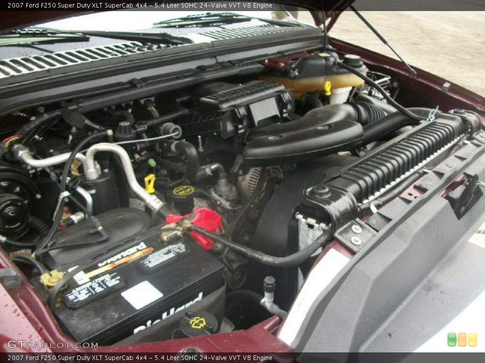 5.4 Liter SOHC 24-Valve VVT V8 Engine for the 2007 Ford F250 Super Duty #62895885