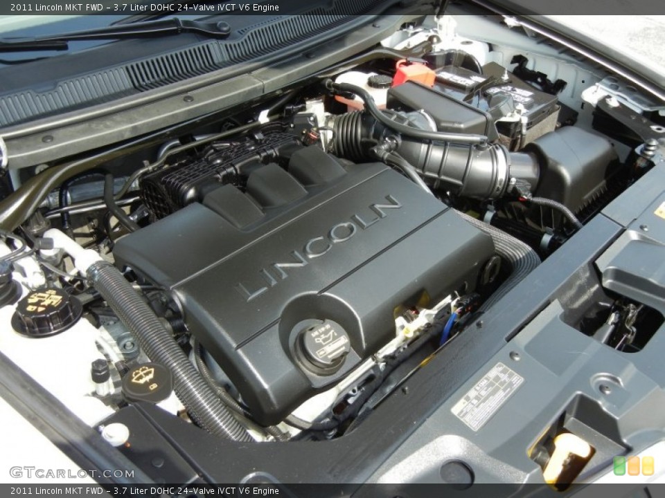 3.7 Liter DOHC 24-Valve iVCT V6 2011 Lincoln MKT Engine