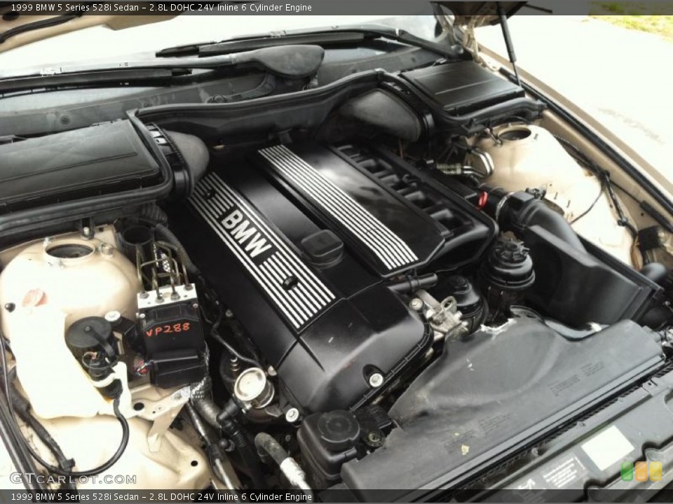 2.8L DOHC 24V Inline 6 Cylinder 1999 BMW 5 Series Engine