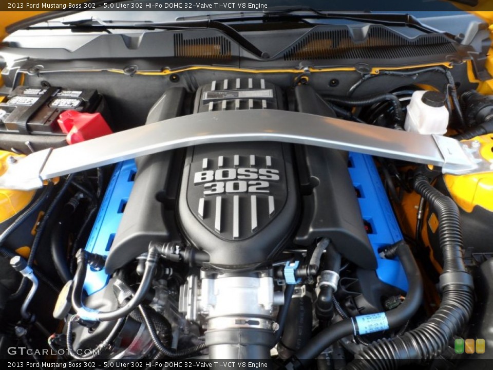5.0 Liter 302 Hi-Po DOHC 32-Valve Ti-VCT V8 Engine for the 2013 Ford Mustang #64652131