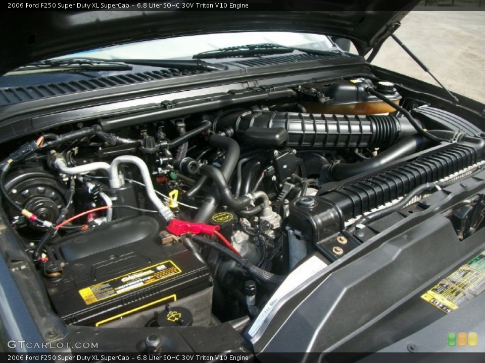 6.8 Liter SOHC 30V Triton V10 Engine for the 2006 Ford F250 Super Duty #64728009