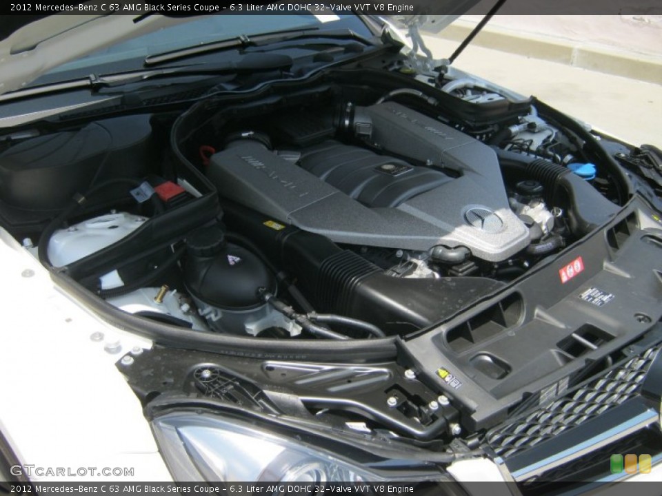 6.3 Liter AMG DOHC 32-Valve VVT V8 Engine for the 2012 Mercedes-Benz C #64933942