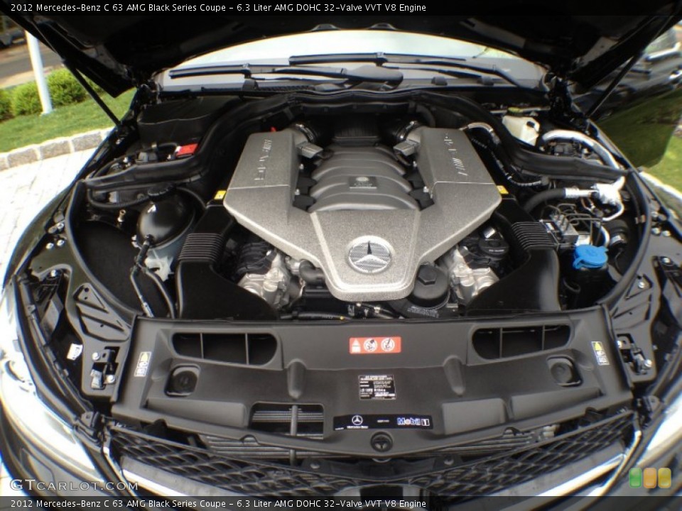 6.3 Liter AMG DOHC 32-Valve VVT V8 Engine for the 2012 Mercedes-Benz C #65139870