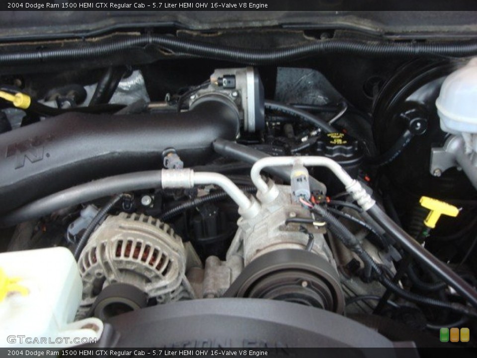 5.7 Liter HEMI OHV 16-Valve V8 2004 Dodge Ram 1500 Engine