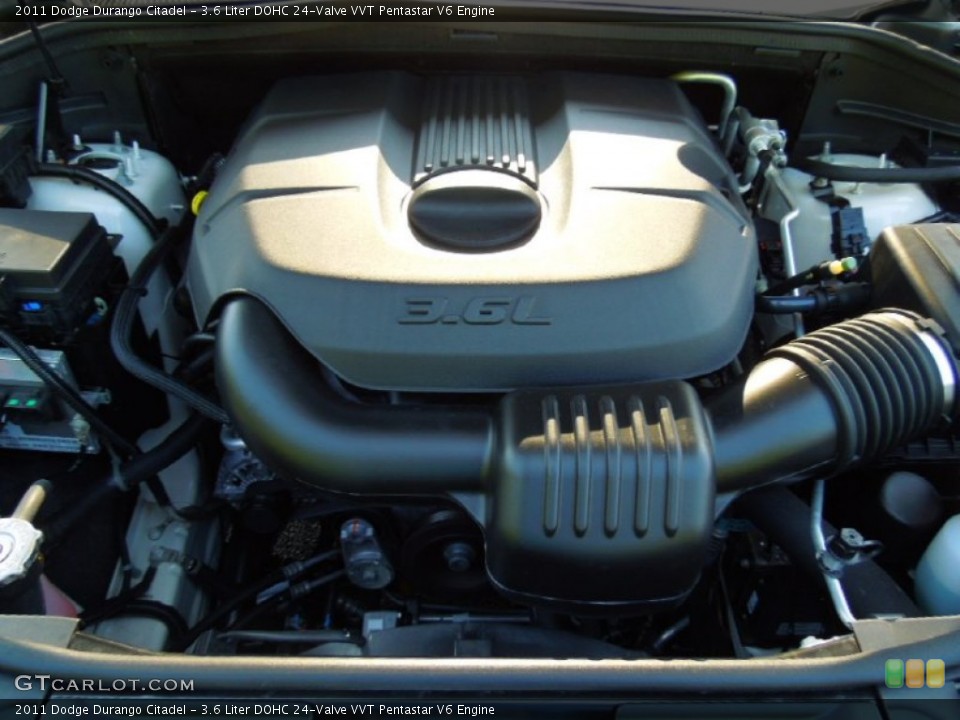 3.6 Liter DOHC 24-Valve VVT Pentastar V6 2011 Dodge Durango Engine