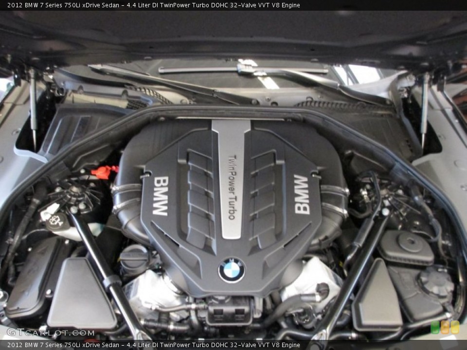 4.4 Liter DI TwinPower Turbo DOHC 32-Valve VVT V8 Engine for the 2012 BMW 7 Series #66308153
