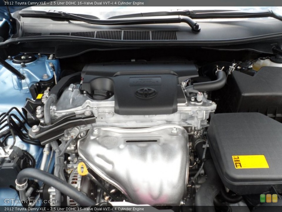 2.5 Liter DOHC 16-Valve Dual VVT-i 4 Cylinder Engine for the 2012 Toyota Camry #66716021