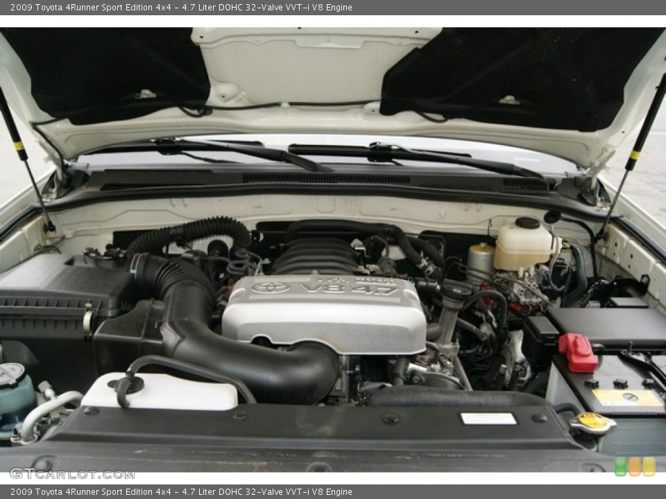 4.7 Liter DOHC 32-Valve VVT-i V8 2009 Toyota 4Runner Engine