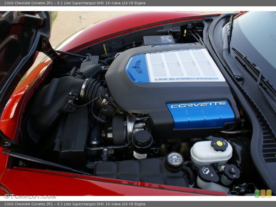 6.2 Liter Supercharged OHV 16-Valve LS9 V8 Engine for the 2009 Chevrolet Corvette #67273451