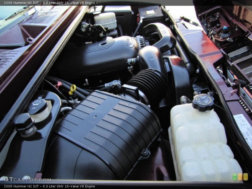 6.0 Liter OHV 16-Valve V8 2006 Hummer H2 Engine