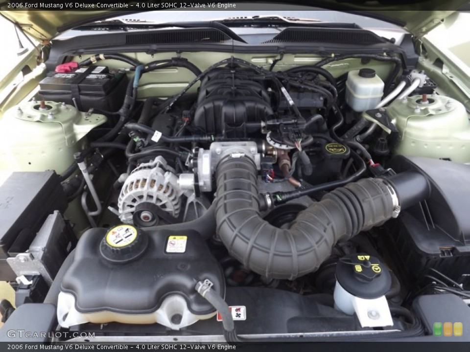 4.0 Liter SOHC 12-Valve V6 2006 Ford Mustang Engine