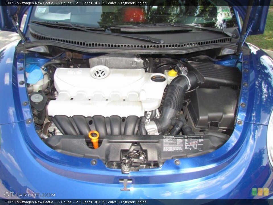 2.5 Liter DOHC 20 Valve 5 Cylinder Engine for the 2007 Volkswagen New Beetle #67666096