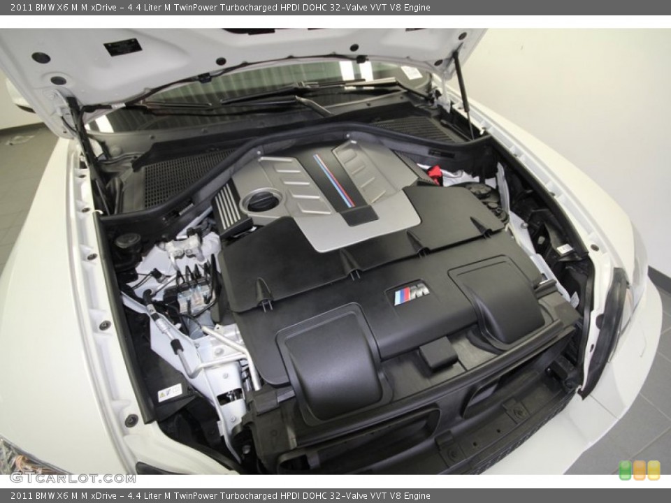 4.4 Liter M TwinPower Turbocharged HPDI DOHC 32-Valve VVT V8 Engine for the 2011 BMW X6 M #67739381