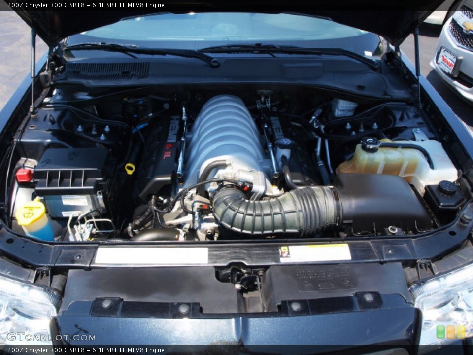 6.1L SRT HEMI V8 2007 Chrysler 300 Engine