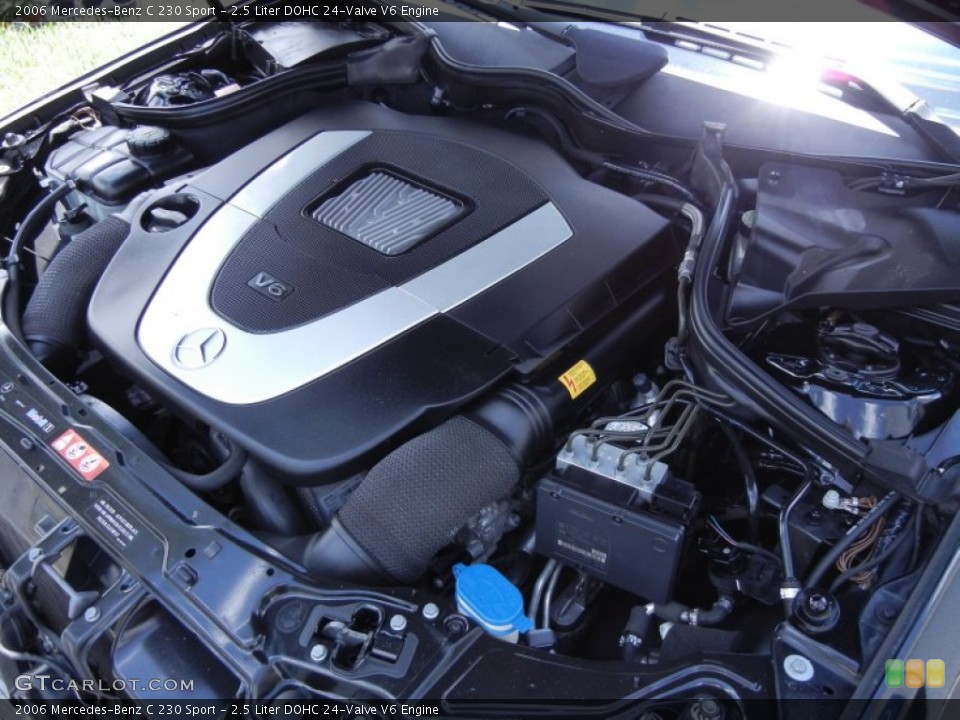 2.5 Liter DOHC 24-Valve V6 Engine for the 2006 Mercedes-Benz C #68075846