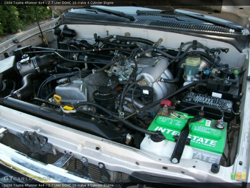 2.7 Liter DOHC 16-Valve 4 Cylinder 1999 Toyota 4Runner Engine