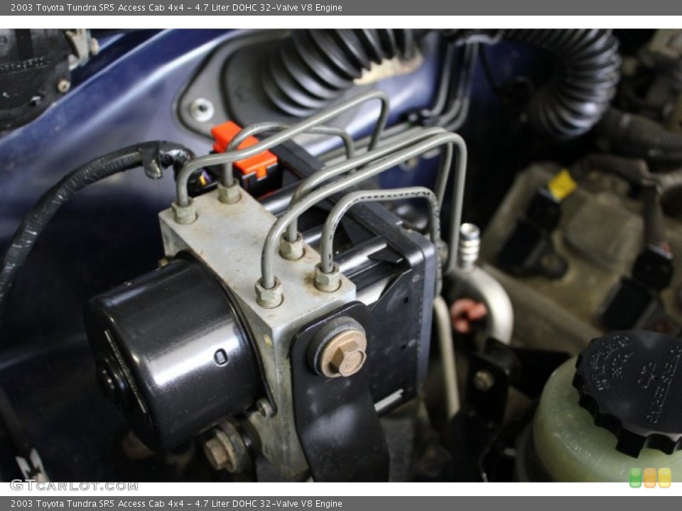 4.7 Liter DOHC 32-Valve V8 Engine for the 2003 Toyota Tundra #68589875