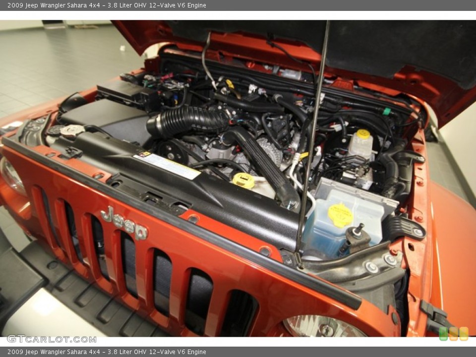3.8 Liter OHV 12-Valve V6 Engine for the 2009 Jeep Wrangler #68680012