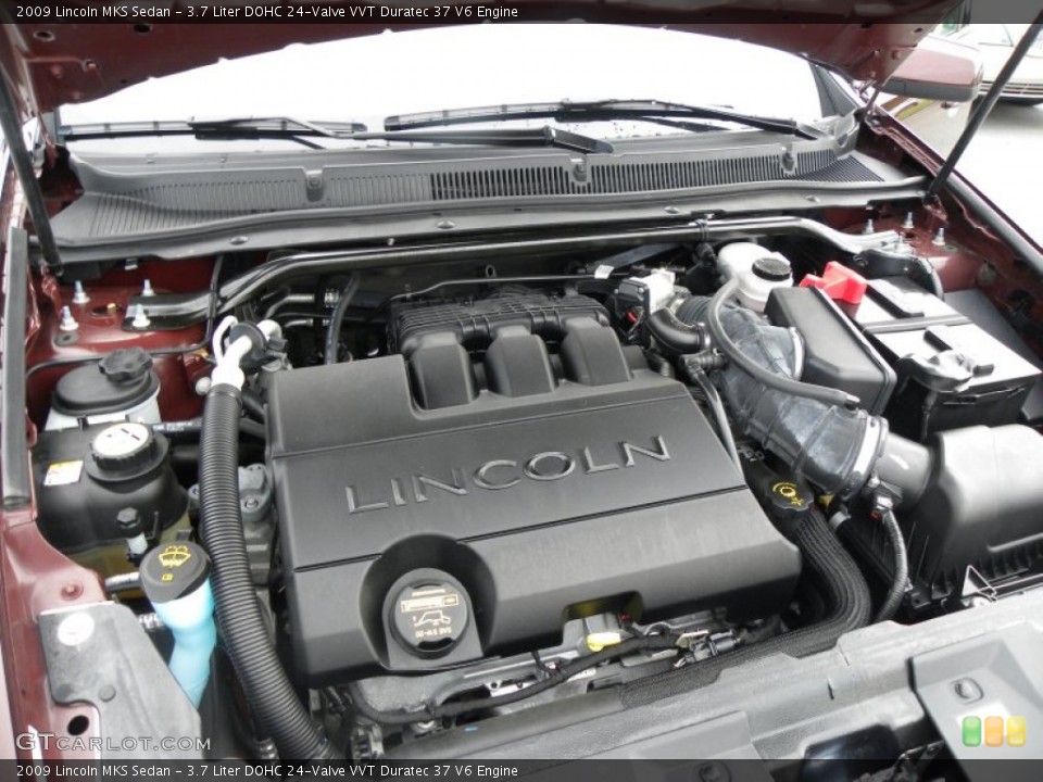 3.7 Liter DOHC 24-Valve VVT Duratec 37 V6 Engine for the 2009 Lincoln MKS #68692711