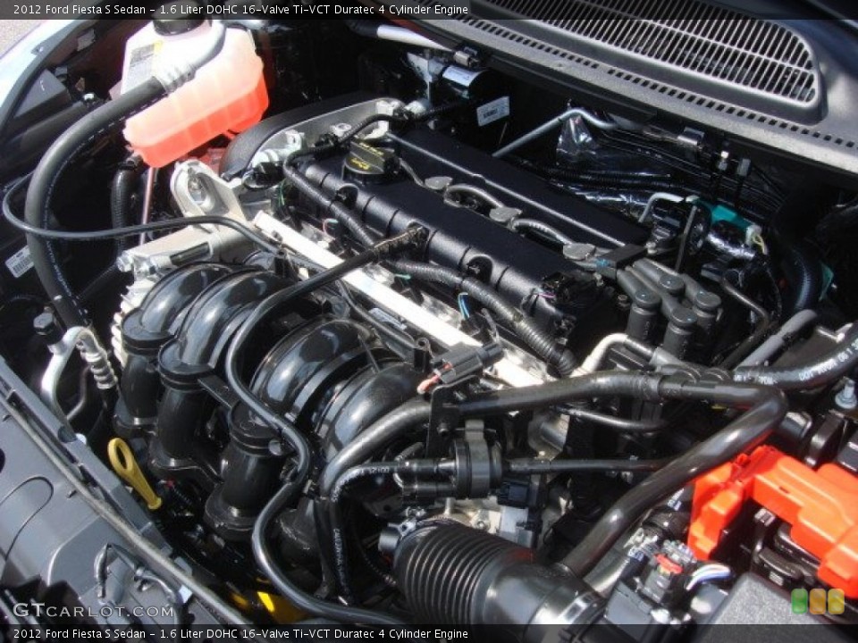 1.6 Liter DOHC 16-Valve Ti-VCT Duratec 4 Cylinder Engine for the 2012 Ford Fiesta #68710228