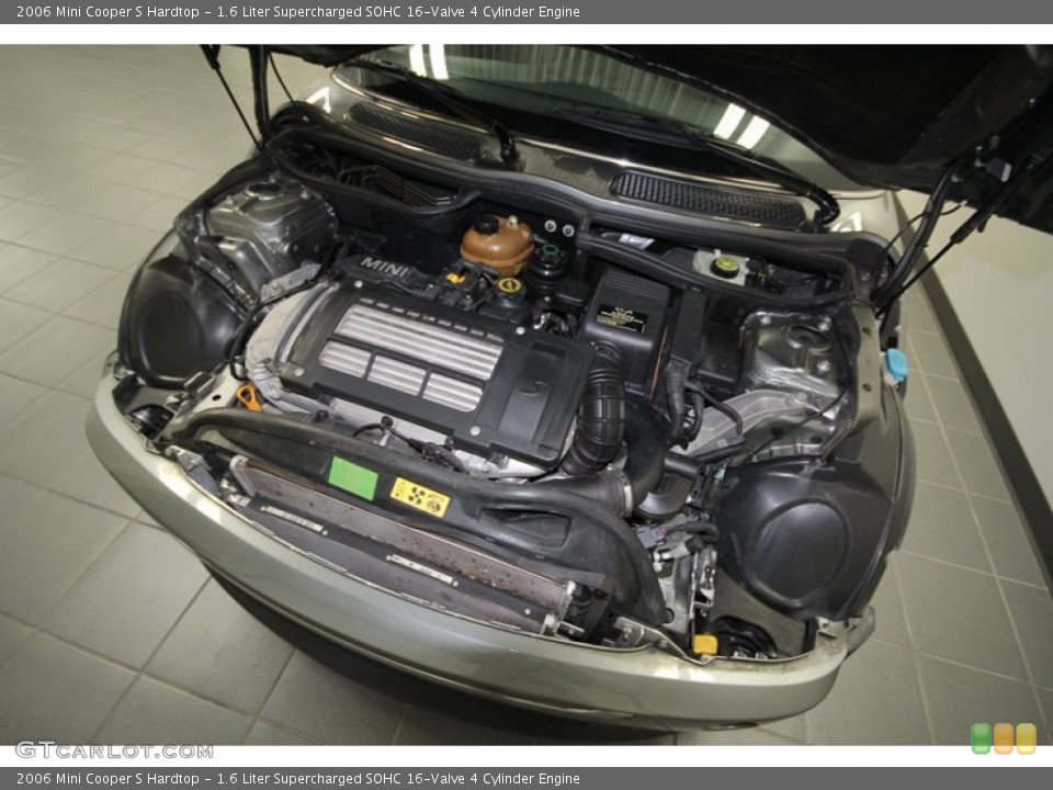 1.6 Liter Supercharged SOHC 16-Valve 4 Cylinder Engine for the 2006 Mini Cooper #68735009