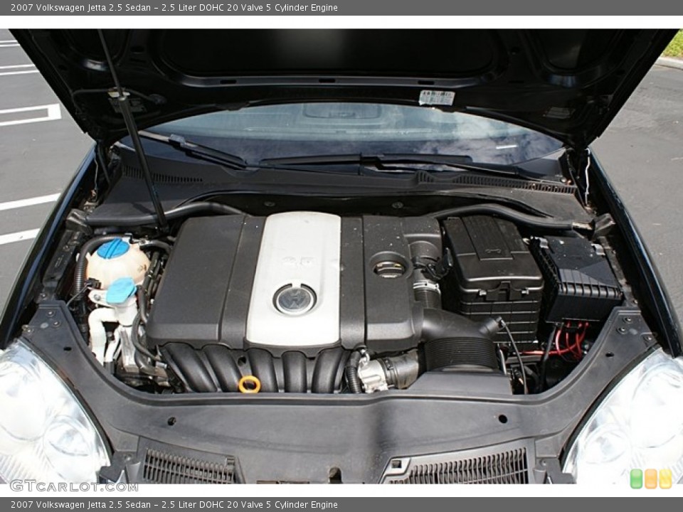 2.5 Liter DOHC 20 Valve 5 Cylinder Engine for the 2007 Volkswagen Jetta #68781329