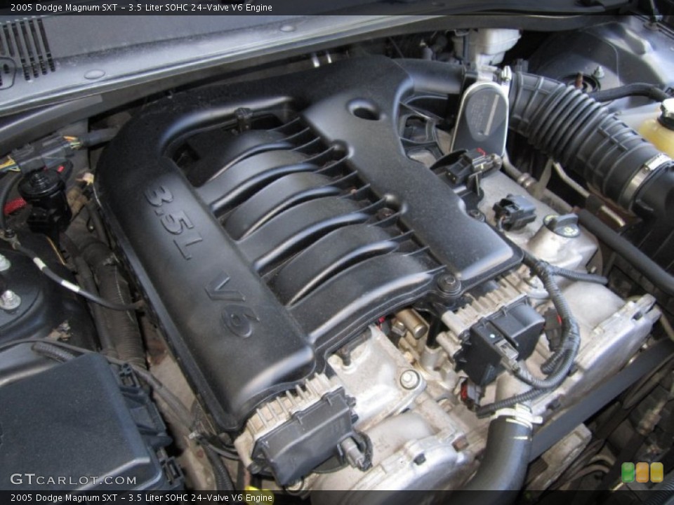 3.5 Liter SOHC 24-Valve V6 Engine for the 2005 Dodge Magnum #69488908