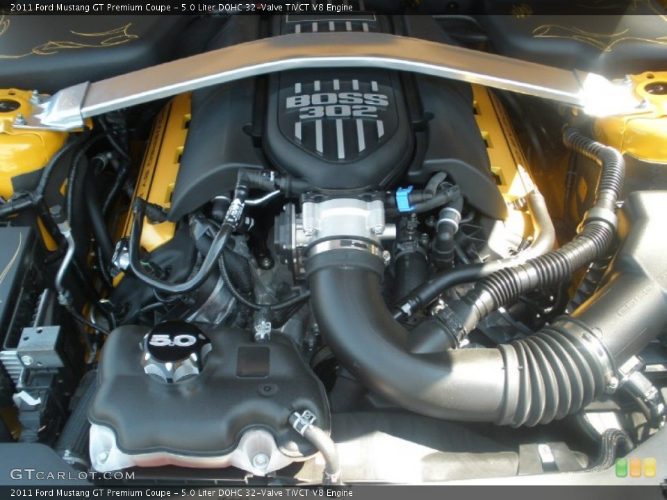 5.0 Liter DOHC 32-Valve TiVCT V8 Engine for the 2011 Ford Mustang #69641757