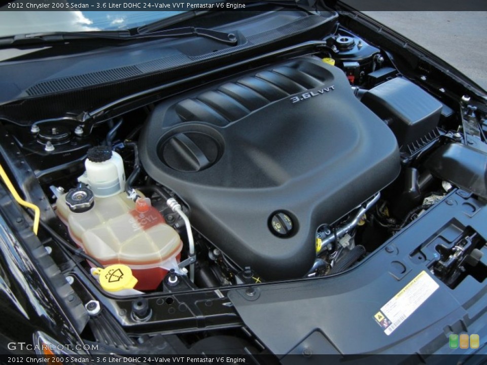 3.6 Liter DOHC 24-Valve VVT Pentastar V6 Engine for the 2012 Chrysler 200 #69644797