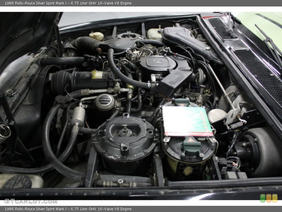 6.75 Liter OHV 16-Valve V8 1986 Rolls-Royce Silver Spirit Engine