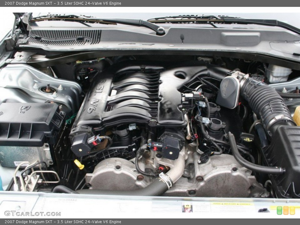 3.5 Liter SOHC 24-Valve V6 Engine for the 2007 Dodge Magnum #69749074