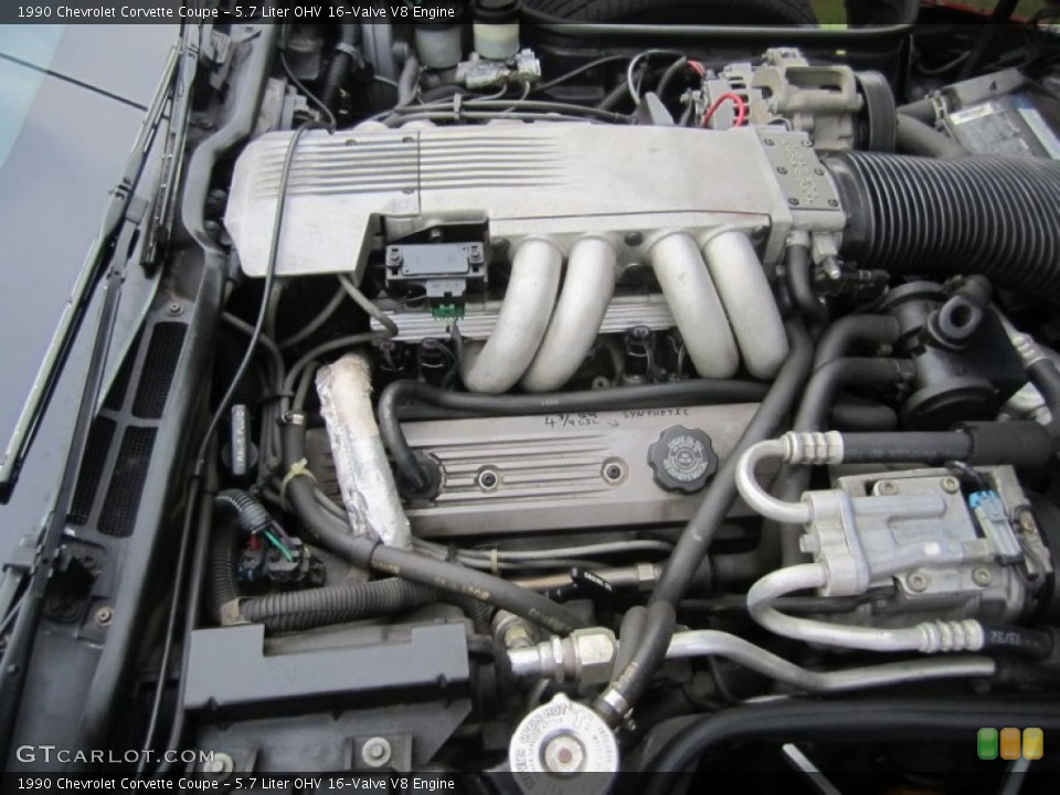 5.7 Liter OHV 16-Valve V8 Engine for the 1990 Chevrolet Corvette #69954365
