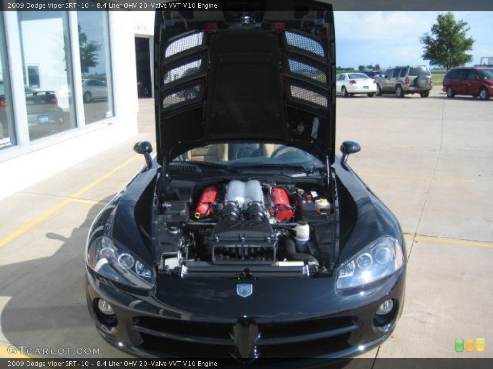 8.4 Liter OHV 20-Valve VVT V10 Engine for the 2009 Dodge Viper #69955705