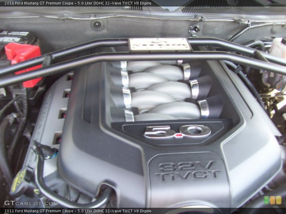 5.0 Liter DOHC 32-Valve TiVCT V8 Engine for the 2011 Ford Mustang #70012606